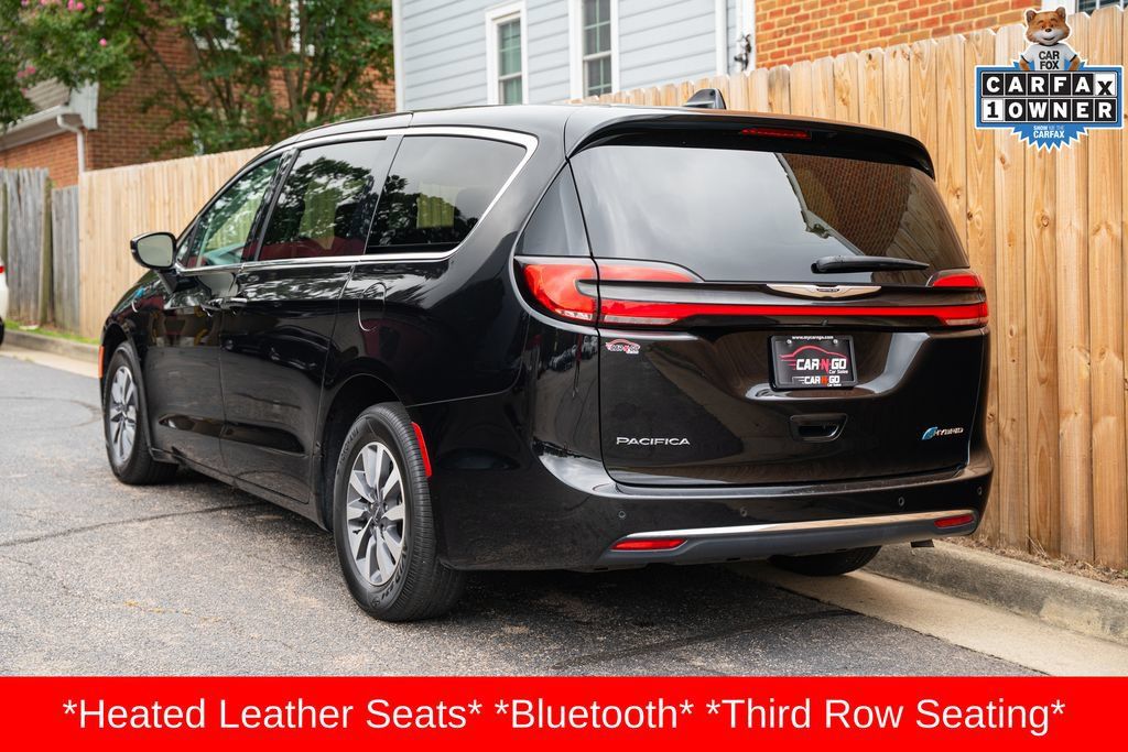 Used 2024 Chrysler Pacifica Limited FWD image 9