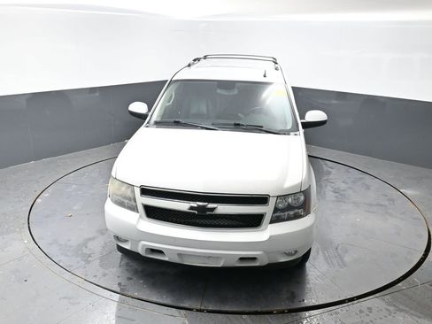 Used 2011 Chevrolet Tahoe LT image 16