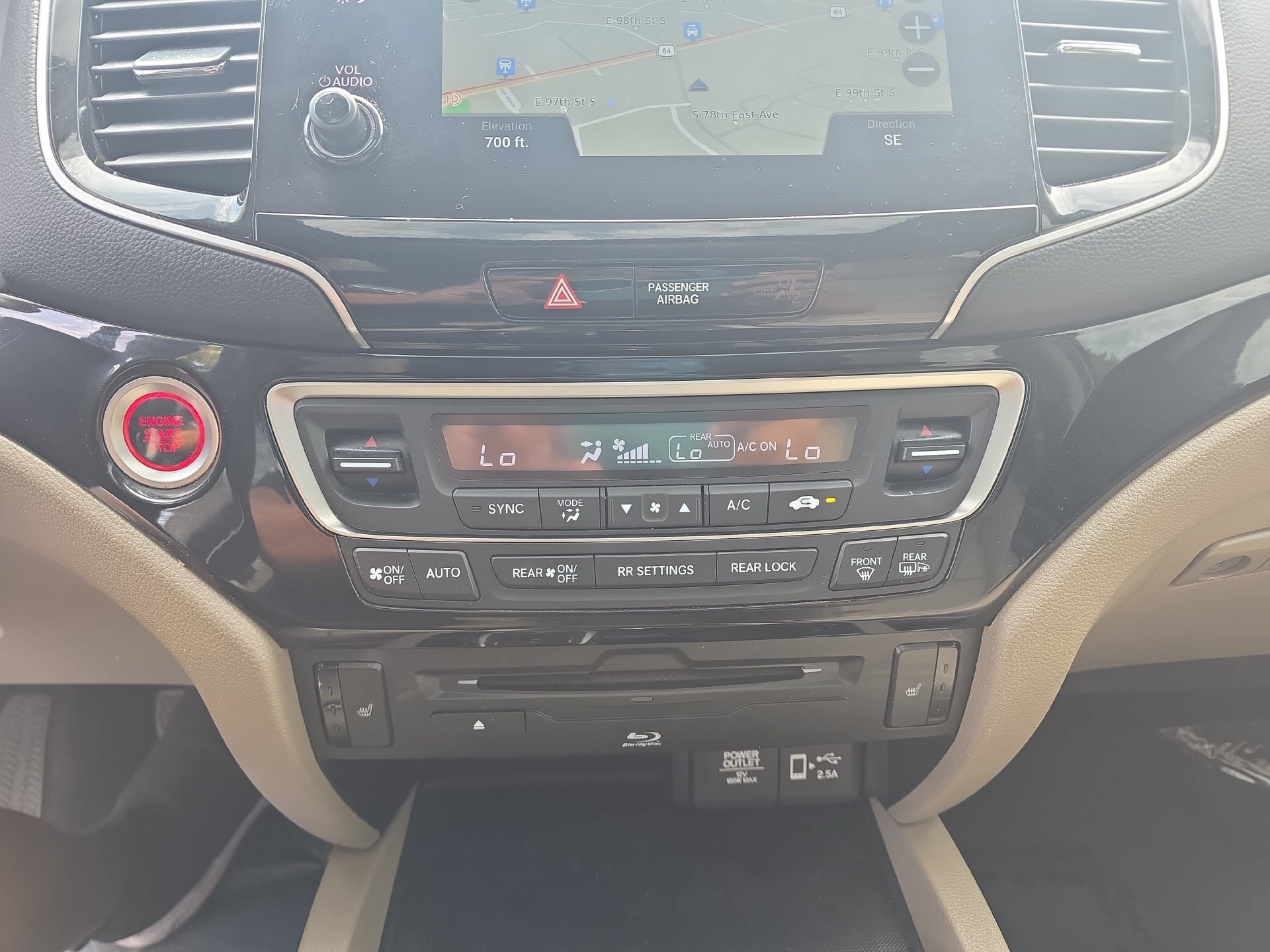 Used 2021 Honda Pilot Touring image 24