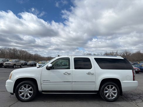 Used 2009 GMC Yukon XL Denali image 19
