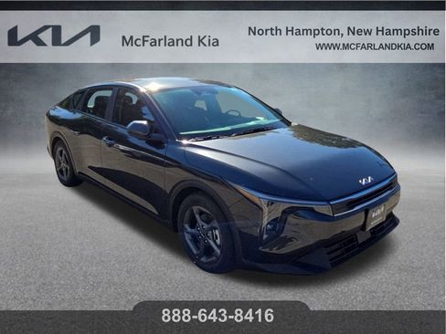 New 2025 Kia K4 LXS image 8