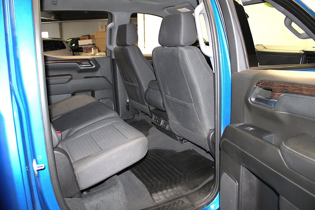 Used 2023 GMC Sierra 1500 Elevation AWD/4WD image 35