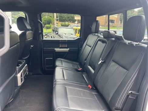 Used 2022 Ford F250 Lariat image 27