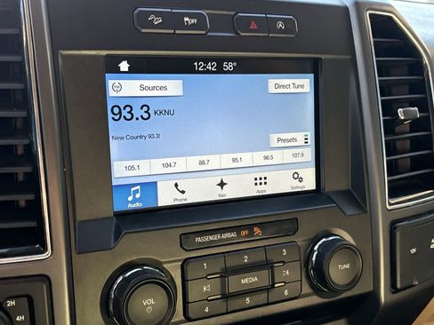 Used 2018 Ford F150 XLT w/ Equipment Group 302A Luxury image 15