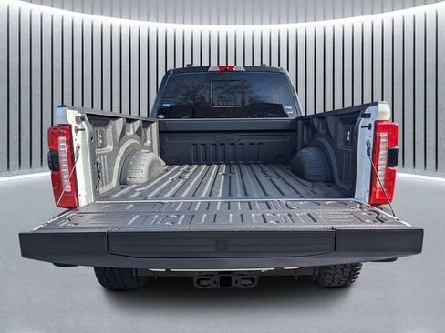 New 2026 Ford F250 Lariat w/ Black Appearance Package AWD/4WD image 7