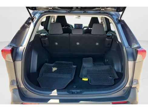 Used 2024 Toyota RAV4 LE image 25