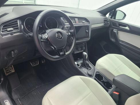 Used 2021 Volkswagen Tiguan SE R-Line AWD/4WD image 24