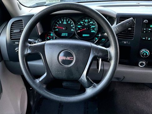 Used 2009 GMC Sierra 1500 W/T image 9