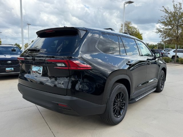 New 2026 Toyota Grand Highlander AWD image 2