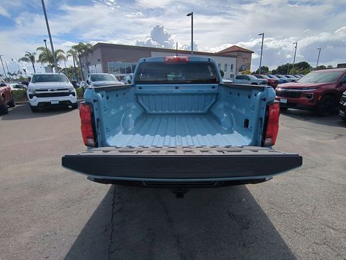 New 2025 Chevrolet Colorado Z71 w/ Technology Package image 25