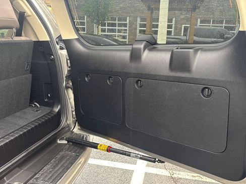 Used 2023 Lexus GX 460 Premium w/ Premium Plus Package AWD/4WD image 22