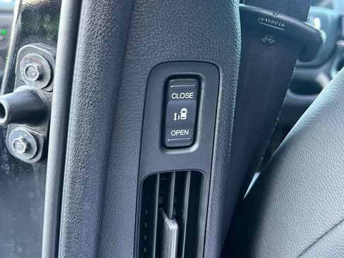 Used 2025 Honda Odyssey Sport-L image 13