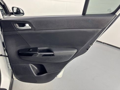 Used 2019 Kia Sportage EX w/ EX Premium Package image 41