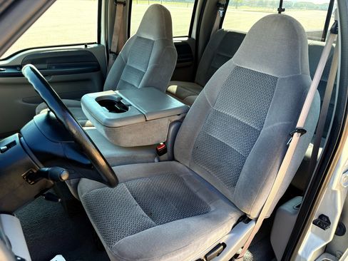 Used 2001 Ford F350 XLT image 43