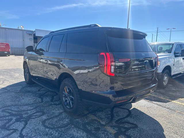 Used 2025 Ford Expedition Tremor AWD/4WD image 3