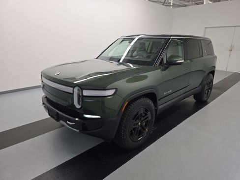 Used 2024 Rivian R1S Adventure AWD/4WD image 1