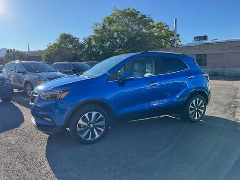 Used 2017 Buick Encore Essence image 4