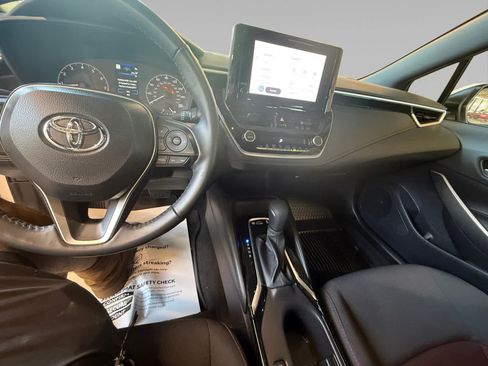 Used 2025 Toyota Corolla SE FWD image 21