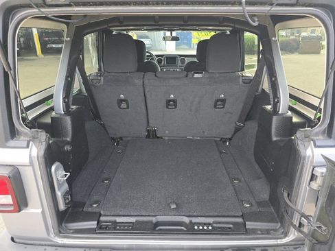 Used 2021 Jeep Wrangler Unlimited Sport AWD/4WD image 19