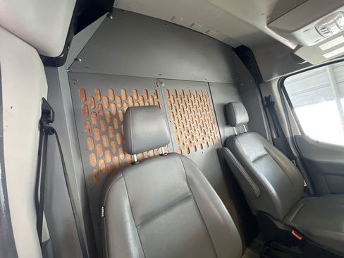 Used 2019 Ford Transit 250 148 Medium Roof RWD image 10