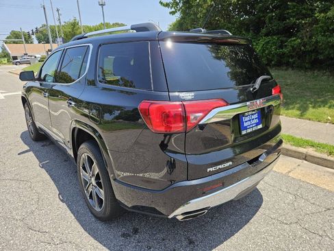 Used 2018 GMC Acadia Denali w/ Technology Package AWD/4WD image 3