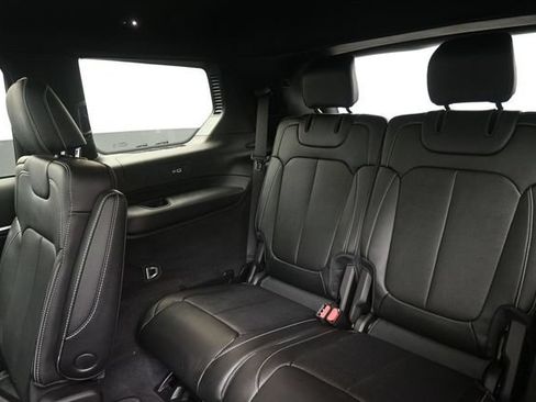Used 2023 Jeep Grand Cherokee L Overland AWD/4WD image 20