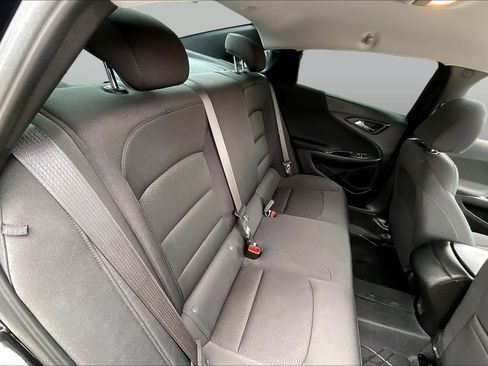 Used 2025 Chevrolet Malibu RS FWD image 19
