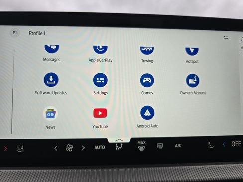 Certified 2025 Ford Explorer Platinum w/ LUX Leather Package image 32