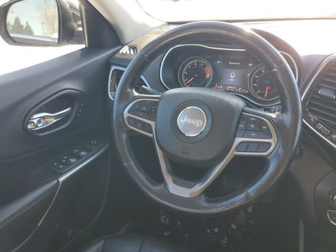 Used 2020 Jeep Cherokee Limited image 7