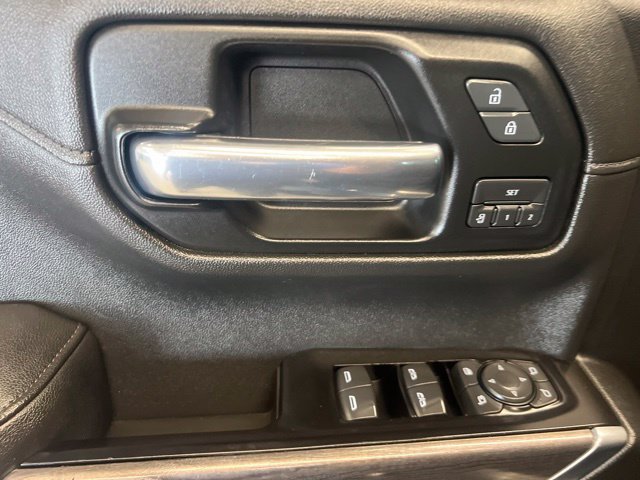 Used 2019 Chevrolet Silverado 1500 LTZ AWD/4WD image 31
