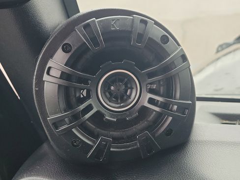 Used 2016 Jeep Wrangler Sport image 28