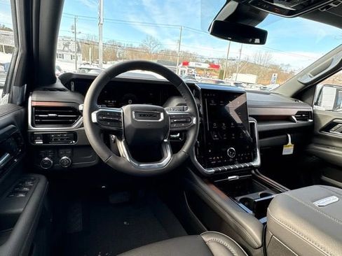 New 2026 GMC Yukon XL Denali image 21
