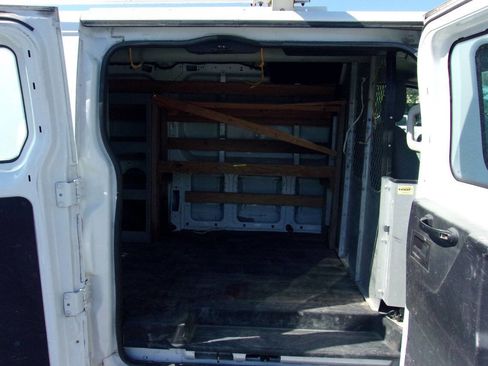 Used 2016 Ford Transit 250 130 Low Roof w/ Exterior Upgrade Package RWD image 13