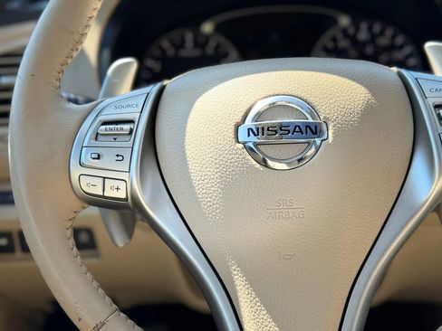 Used 2016 Nissan Altima 3.5 SL image 16