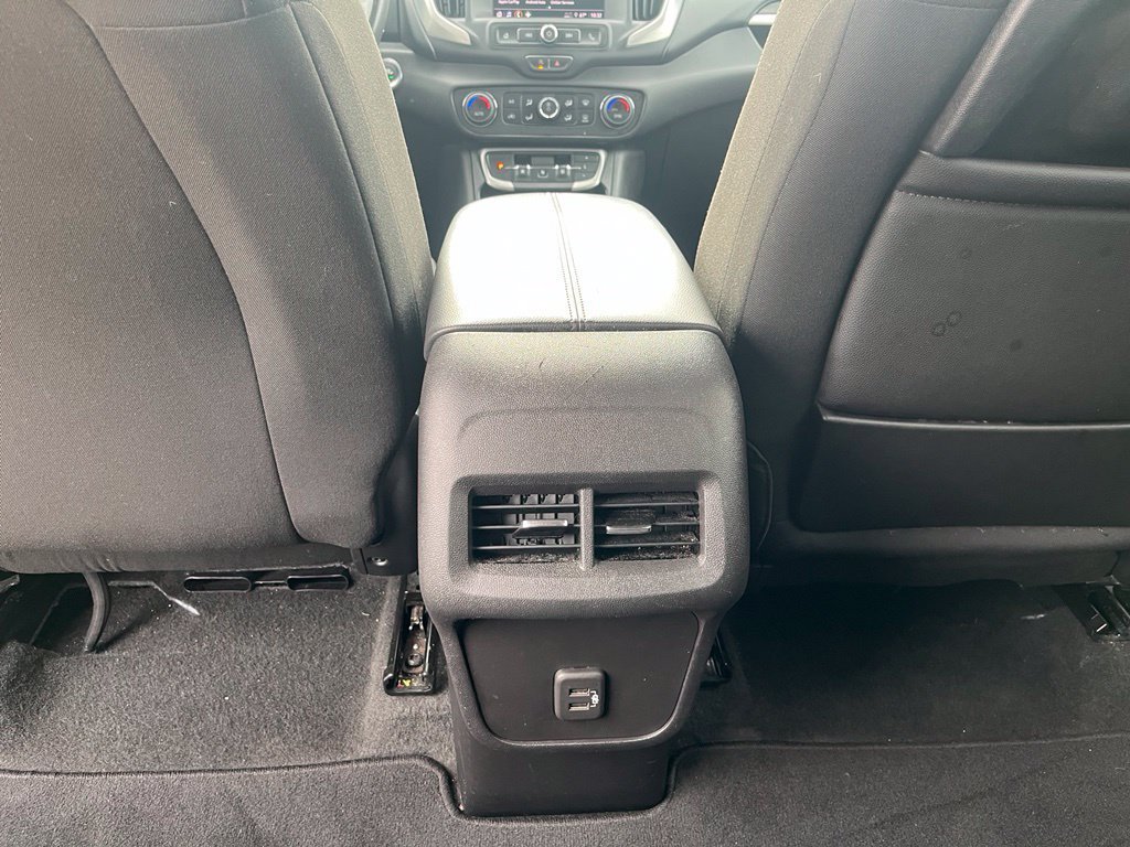Used 2024 GMC Terrain SLE w/ Driver Convenience Package AWD/4WD image 27