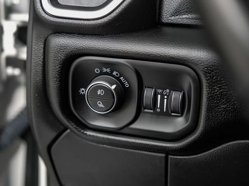 Used 2024 RAM 3500 Laramie w/ Sport Appearance Package image 30