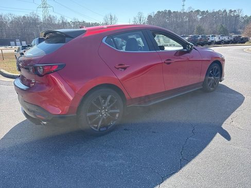 Used 2023 MAZDA MAZDA3 Hatchback w/ Appearance Package image 5