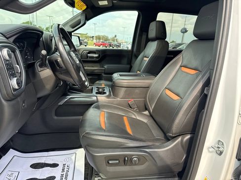 Used 2020 GMC Sierra 1500 AT4 w/ AT4 Premium Package AWD/4WD image 4