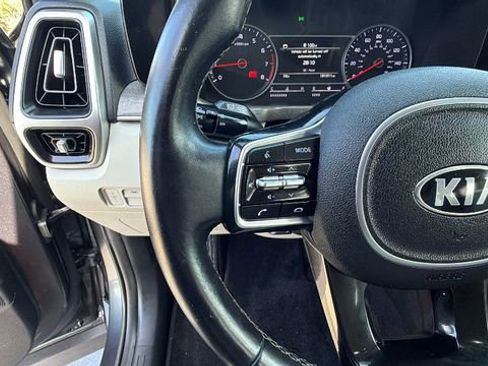 Used 2021 Kia Sorento EX w/ Panoramic Sunroof Package image 28