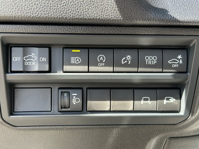 New 2026 Toyota Tundra SR5 w/ SR5 Convenience Package AWD/4WD image 18