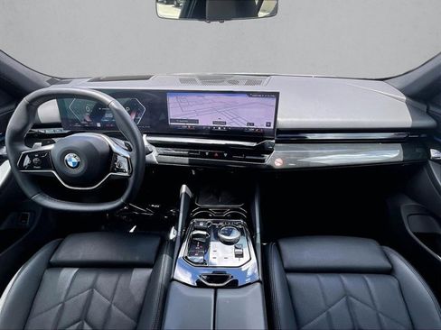 Used 2026 BMW 530i RWD image 16