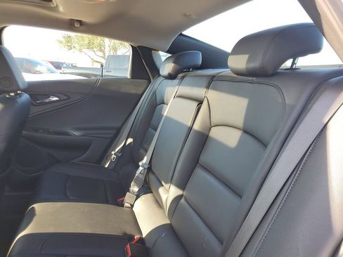 Used 2024 Chevrolet Malibu LT image 9