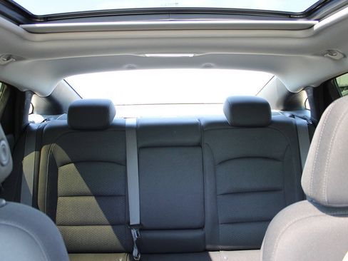 Used 2024 Chevrolet Malibu LT FWD image 18