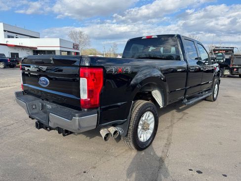 Used 2018 Ford F350 XLT image 5