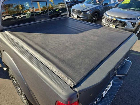 Used 2019 Nissan Frontier SL image 39