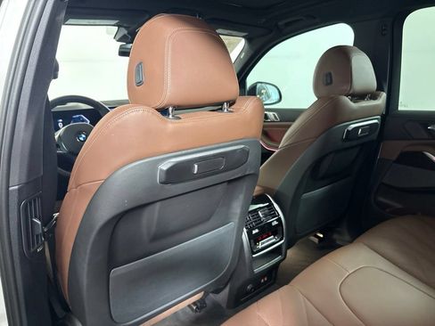 Certified 2026 BMW X5 sDrive40i w/ M Sport Package RWD image 32