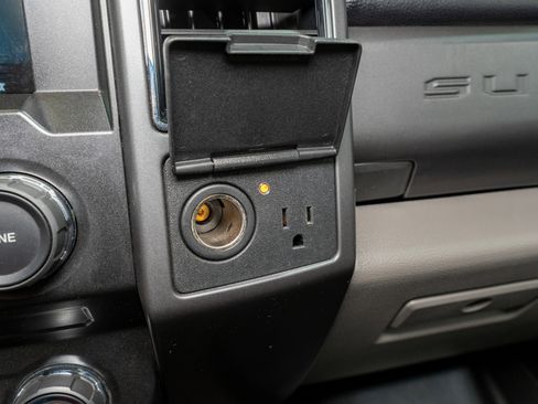 Used 2018 Ford F250 XLT w/ XLT Premium Package image 22