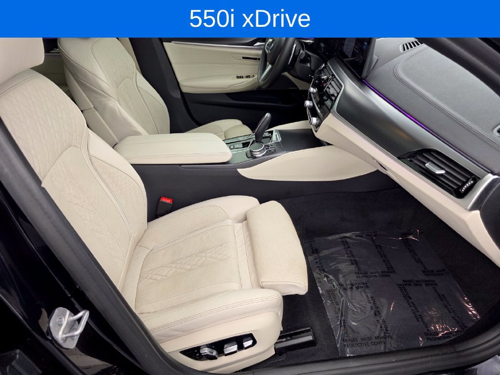 Used 2021 BMW M550i xDrive w/ Premium Package AWD/4WD image 29