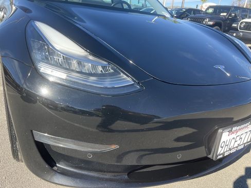 Used 2020 Tesla Model 3 Long Range image 10