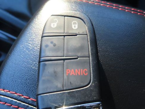 Used 2022 Jeep Compass Trailhawk AWD/4WD image 37